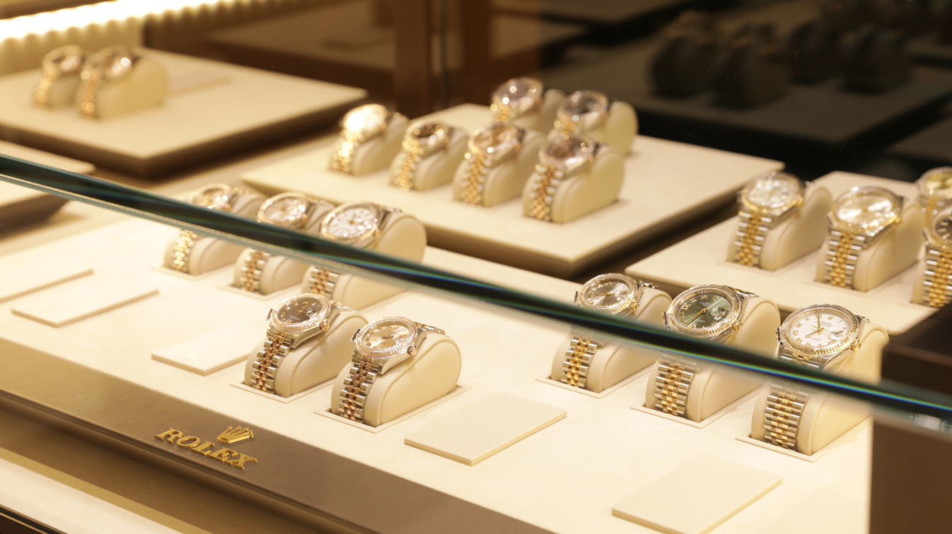 discover our luxury rolex showroom - Hyundai Watch